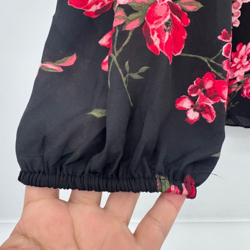 Lane Bryant Top Women 16 NEW Black Pink Floral V Neck Sheer Lightweight Peasant - Picture 2 of 12